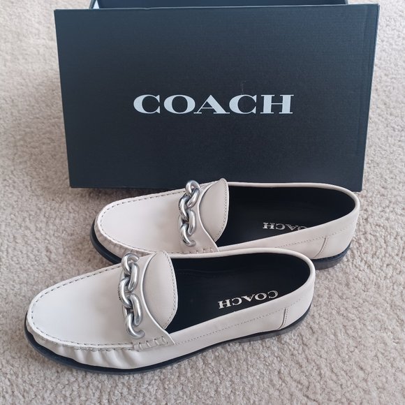 Women's Flats by Coach! Beige - Picture 1 of 4